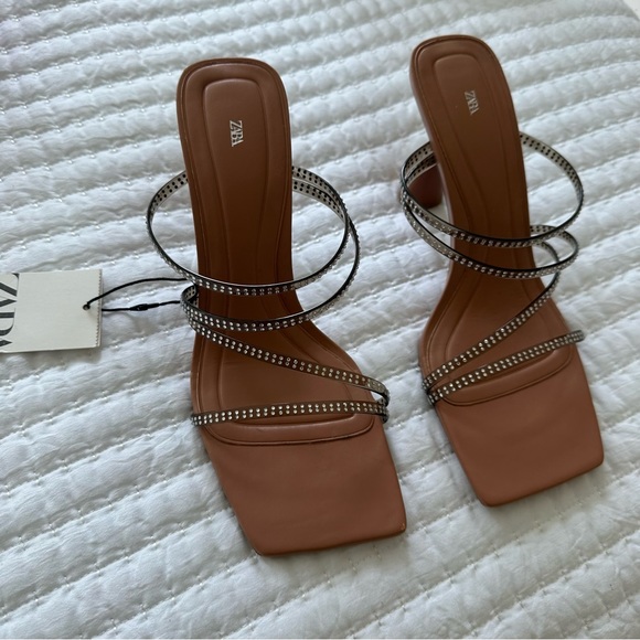 USED Zara heels size 38  7.5 US - Picture 2 of 6